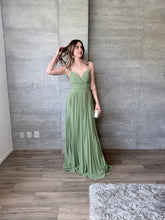 Cargar imagen en el visor de la galería, Alboran - Vestido largo plisado olivo