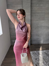 Cargar imagen en el visor de la galería, Farah - Vestido largo halter satinado malva
