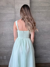Cargar imagen en el visor de la galería, Spello - Vestido midi menta
