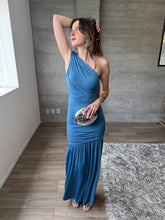 Cargar imagen en el visor de la galería, Kaela - Vestido largo azul