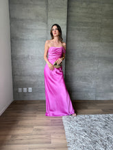 Cargar imagen en el visor de la galería, Fiorella - Vestido satinado rosa