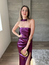 Cargar imagen en el visor de la galería, Marena - Vestido strapless de satín morado