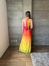 Cargar imagen en el visor de la galería, Malta - Vestido largo satinado