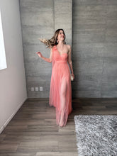 Cargar imagen en el visor de la galería, Jimena - Vestido largo de tul coral