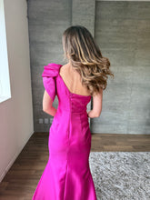 Cargar imagen en el visor de la galería, Cornelia - Vestido largo satinado rosa