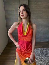 Cargar imagen en el visor de la galería, Malta - Vestido largo satinado