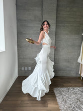 Cargar imagen en el visor de la galería, Galatea - Vestido satinado blanco