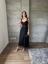 Cargar imagen en el visor de la galería, Lena- Vestido midi de tul negro
