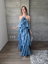 Cargar imagen en el visor de la galería, Hilda - Vestido largo con olanes azul