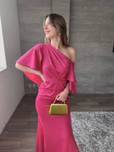 Cargar imagen en el visor de la galería, Ariadne - Vestido largo de satín rosa