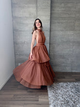 Cargar imagen en el visor de la galería, Barroca - Vestido largo de tul terracota