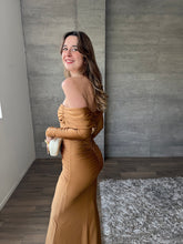 Cargar imagen en el visor de la galería, Colette - Vestido largo con mangas caramelo