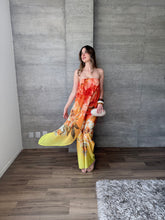 Cargar imagen en el visor de la galería, Giada - Jumpsuit floral naranja