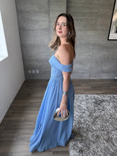 Cargar imagen en el visor de la galería, Morello - Vestido largo azul