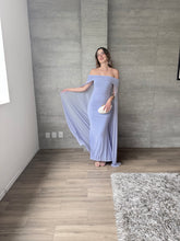 Cargar imagen en el visor de la galería, Venus - Vestido largo strapless con capa azul