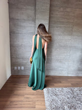 Cargar imagen en el visor de la galería, Piera - Vestido largo satinado verde