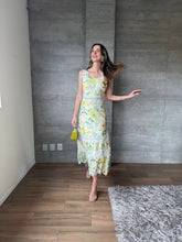 Cargar imagen en el visor de la galería, Limoncello - Vestido midi crochet