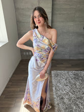 Cargar imagen en el visor de la galería, Allure - Vestido largo satinado lavanda