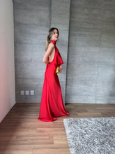 Cargar imagen en el visor de la galería, Piera - Vestido satinado largo rojo