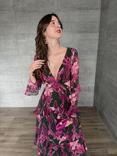 Cargar imagen en el visor de la galería, Floralia - Vestido largo con mangas estampado floral olivo
