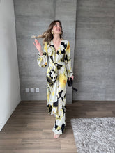 Cargar imagen en el visor de la galería, Saskia - Vestido largo con mangas negro multicolor