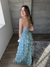 Cargar imagen en el visor de la galería, Coraline - Vestido largo de tul floral azul turquesa