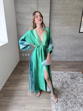 Cargar imagen en el visor de la galería, Jericó - Kaftan satinado verde