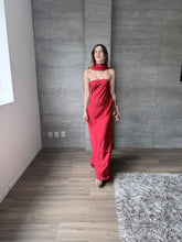 Cargar imagen en el visor de la galería, Zita - Vestido largo satinado rojo