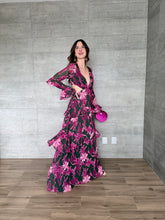 Cargar imagen en el visor de la galería, Floralia - Vestido largo con mangas estampado floral olivo