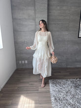 Cargar imagen en el visor de la galería, Giverny - Vestido largo beige