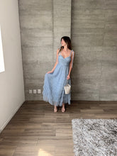 Cargar imagen en el visor de la galería, Lena - Vestido midi de tul azul claro