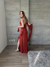 Cargar imagen en el visor de la galería, Silvana - Vestido largo color terracota
