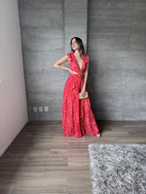 Cargar imagen en el visor de la galería, Carmine - Vestido largo estampado floral rojo