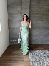 Cargar imagen en el visor de la galería, Rosetta - Vestido largo verde