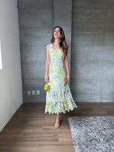 Cargar imagen en el visor de la galería, Limoncello - Vestido midi crochet