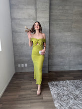 Cargar imagen en el visor de la galería, Amandina - Vestido largo strapless verde