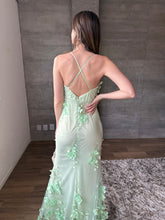 Cargar imagen en el visor de la galería, Rosetta - Vestido largo verde