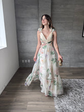 Cargar imagen en el visor de la galería, Belle - Vestido largo floral blanco