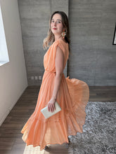 Cargar imagen en el visor de la galería, Milos - Vestido midi naranja