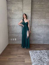 Cargar imagen en el visor de la galería, Jimena - Vestido largo de tul verde