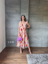 Cargar imagen en el visor de la galería, Pérola - Vestido midi flores bordadas