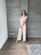 Cargar imagen en el visor de la galería, Nerina - Set de dos piezas beige