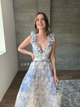 Cargar imagen en el visor de la galería, Ariana - Vestido tul azul estampado floral