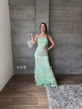 Cargar imagen en el visor de la galería, Rosetta - Vestido largo verde