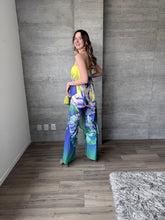 Cargar imagen en el visor de la galería, Giada - Jumpsuit floral azul