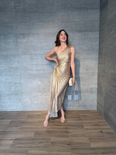 Cargar imagen en el visor de la galería, Eclipse - Vestido midi plisado champagne