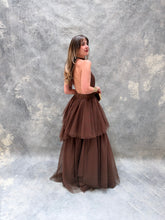 Cargar imagen en el visor de la galería, Barroca - Vestido largo de tul color chocolate