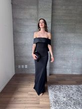 Cargar imagen en el visor de la galería, Rossana - Vestido negro con moño en espalda