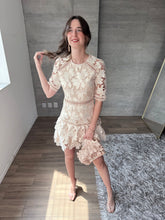 Cargar imagen en el visor de la galería, Sophia - Vestido corto nude