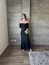 Cargar imagen en el visor de la galería, Colette - Vestido largo con mangas negro